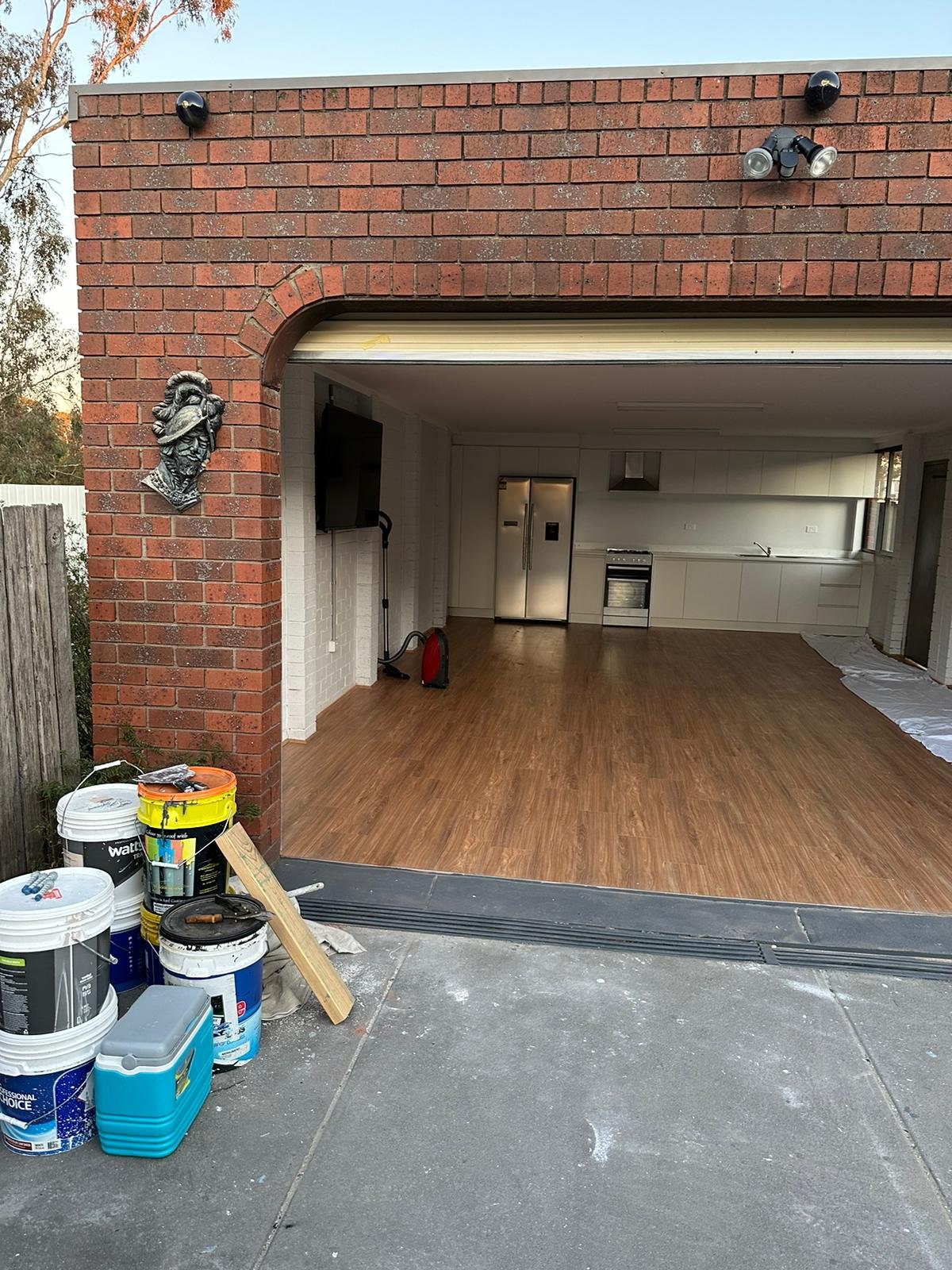 Roof Painting in Mount Gravatt