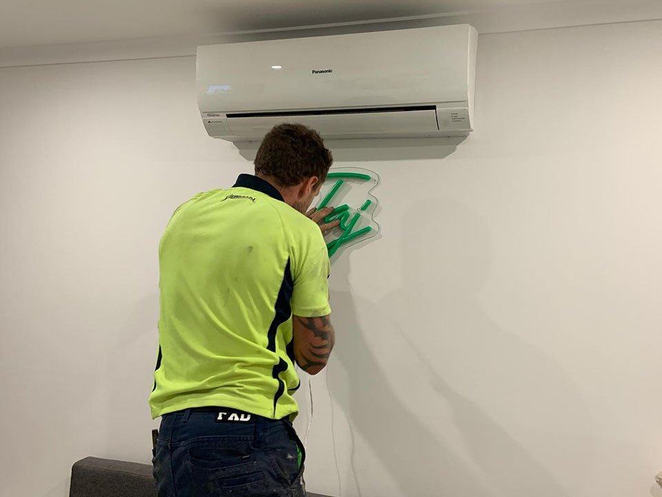 Electricians South East Melbourne – Chris Newman Electrics