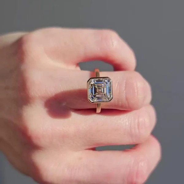 Elegant Engagement Ideas with a Lab Grown Asscher Cut Diamond Ring