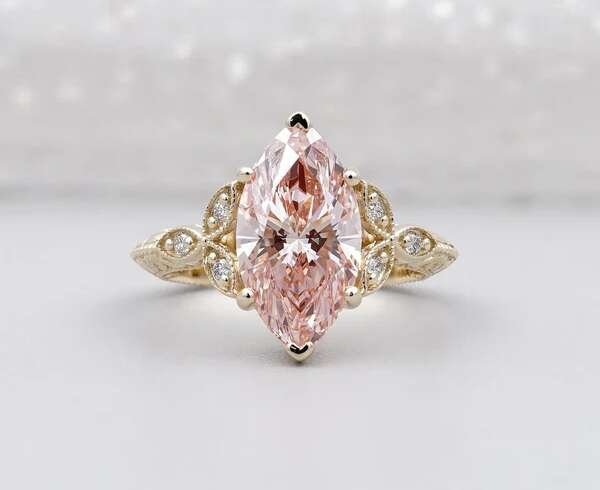 Where Soft Tones Meet Timeless Elegance in Modern Jewelry
