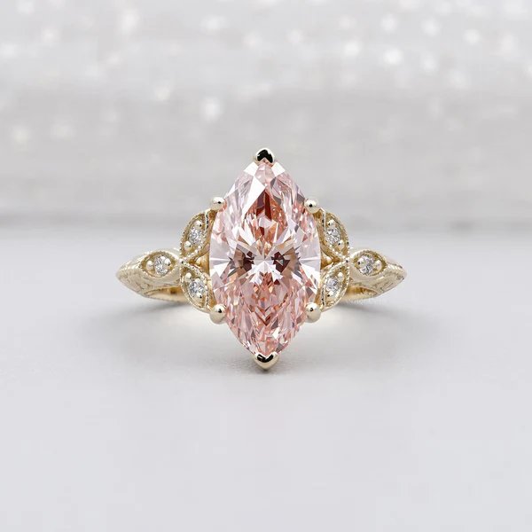 Where Soft Tones Meet Timeless Elegance in Modern Jewelry
