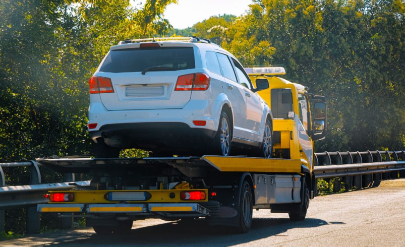 How To Choose A Towing Service For Your Specific Vehicle