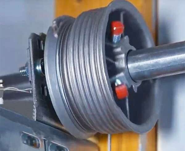 Need Garage Door Drum Repair in Deland, FL? Here’s What Homeowners Should Know