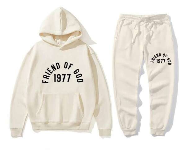 Trendy Canada Looks Inspired by Essentials Hoodie