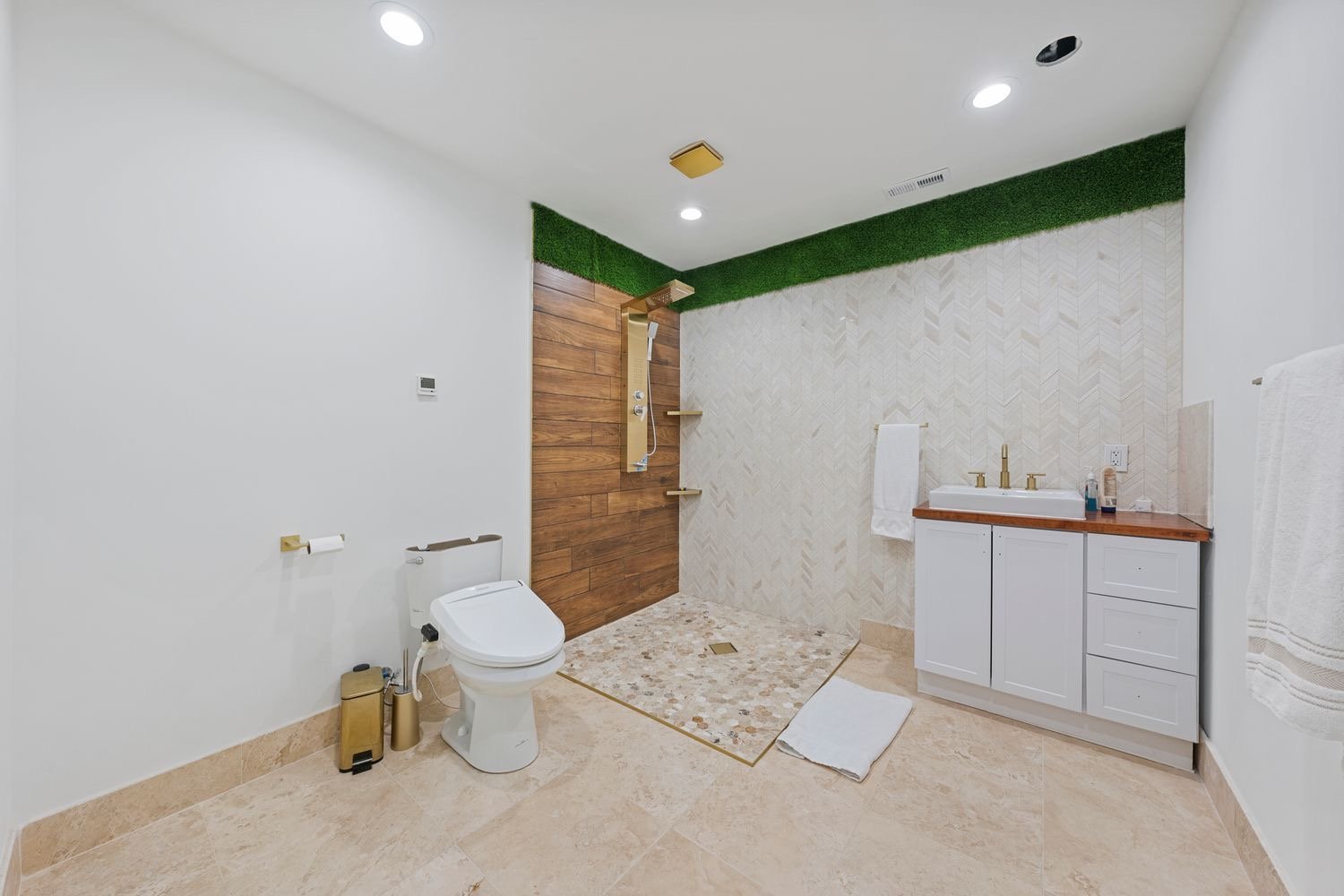 How Bathtub Installation Services in Medina, OH: Can Improve Bathroom Comfort and Functionality