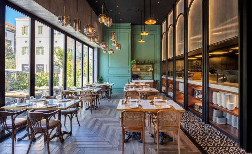 Best Lebanese Restaurants In Lebanon: A Complete Guide for First-Time Visitors