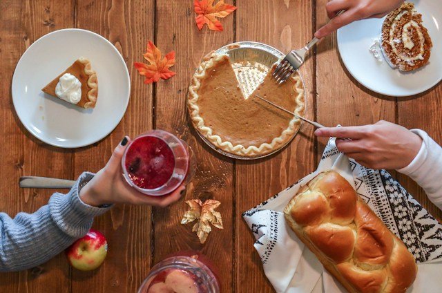 Cozy Season is Here: 16 Comforting Cafe Menu Items to Incorporate This Autumn